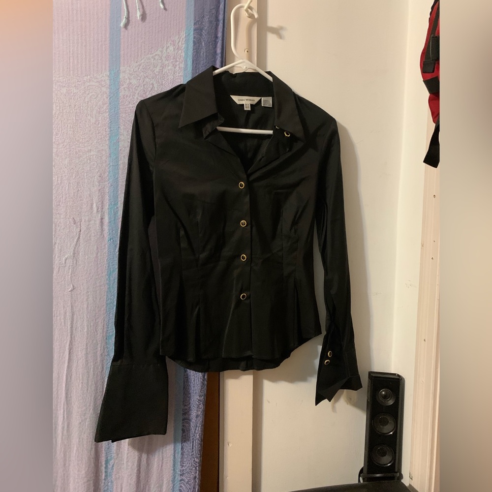 Zara woman